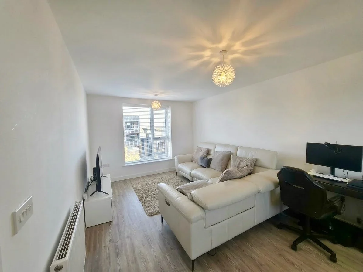 Flat Barnfield Way in Harlow