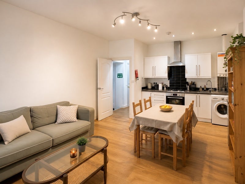 Room Tollington Park in Greater London