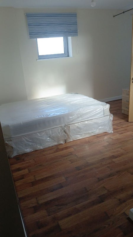 Room Merbury Road in Greater London