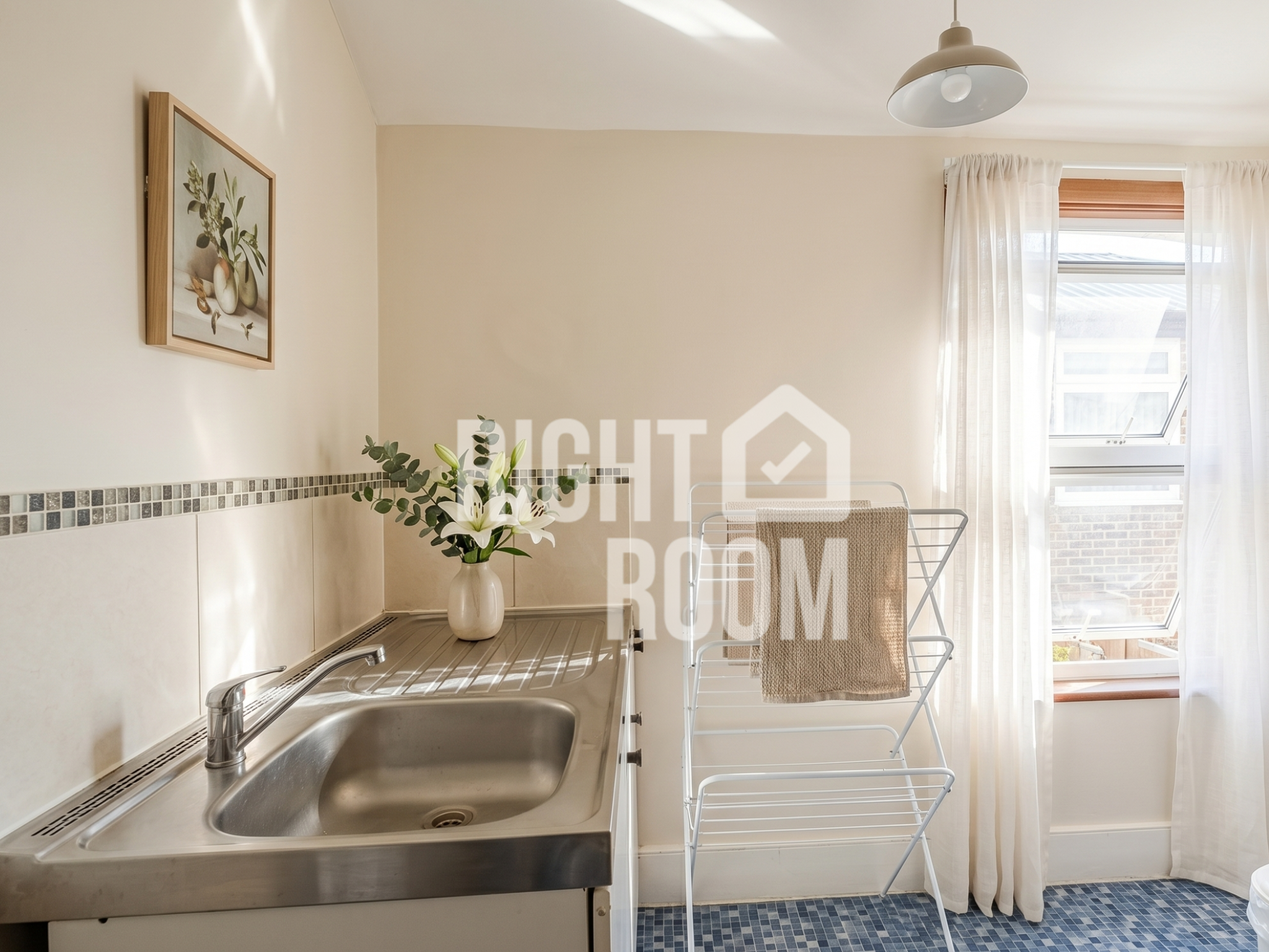 Room Alloa Road in Greater London