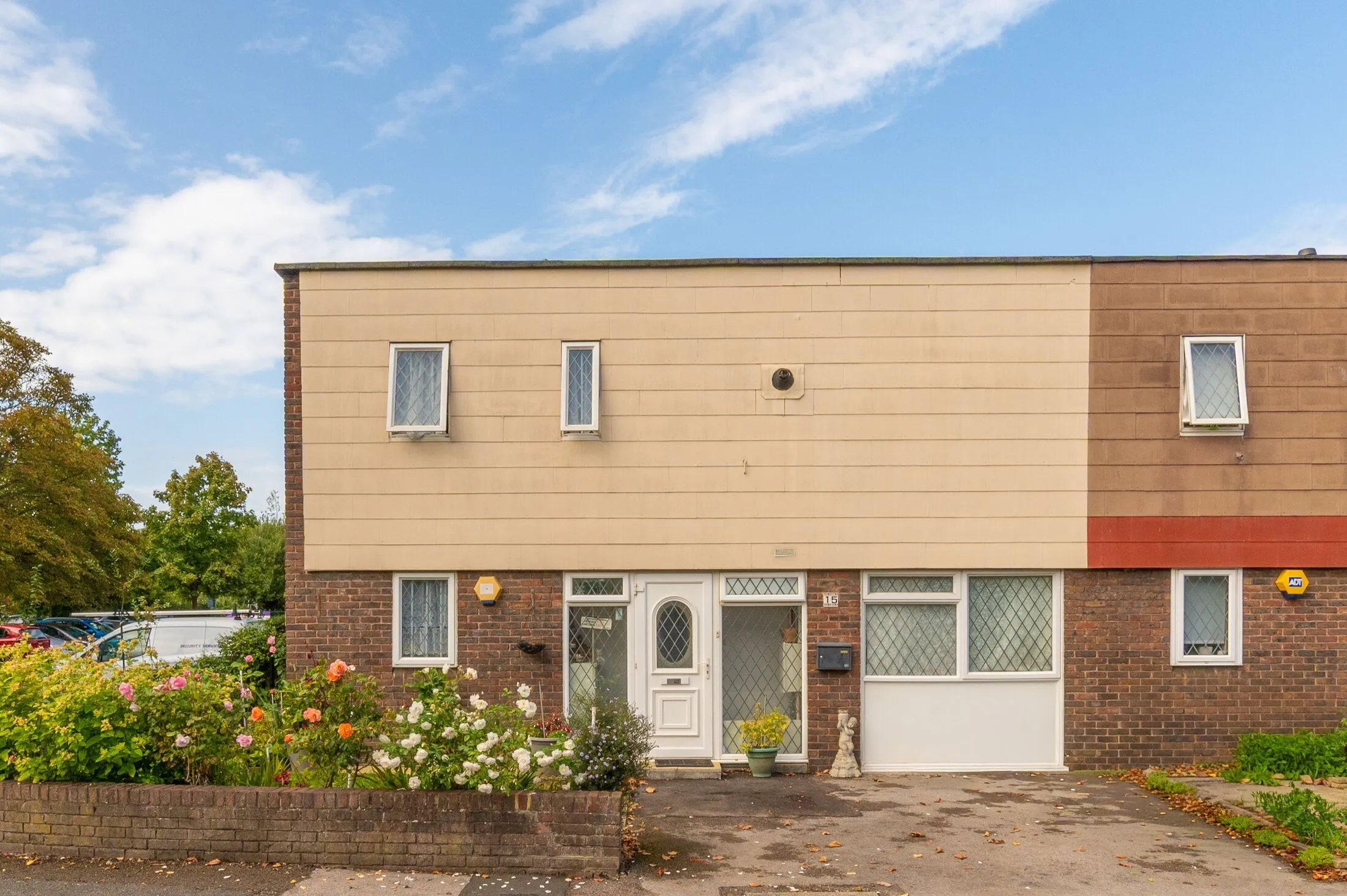 House Grayswood Gardens in Greater London