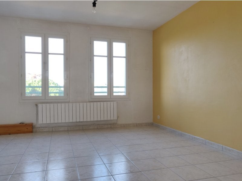 Flat Avenue Clot-Bey in Marseille
