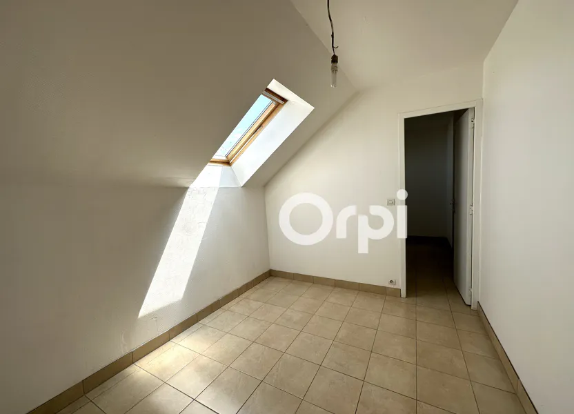 Appartement Chemin de Vic-sur-Aisne à Ambleny à Ressons-le-Long
