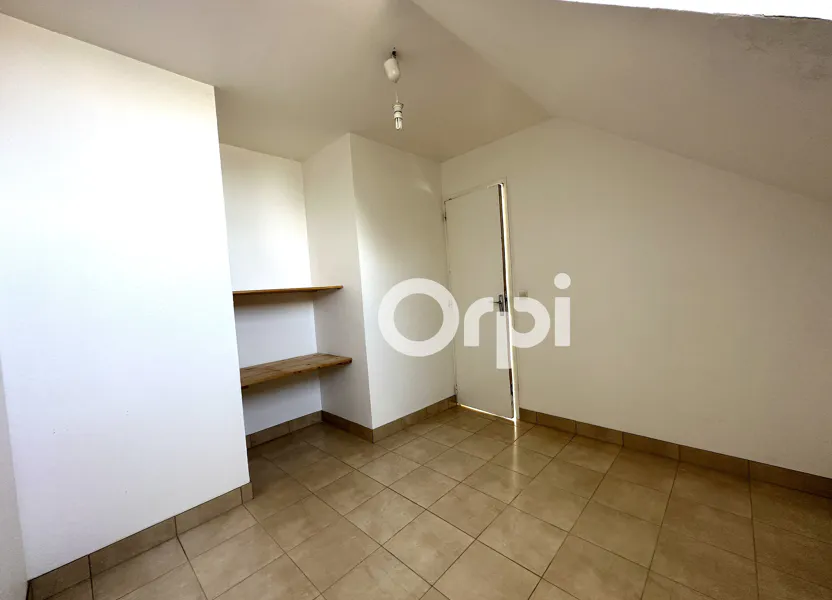 Appartement Chemin de Vic-sur-Aisne à Ambleny à Ressons-le-Long