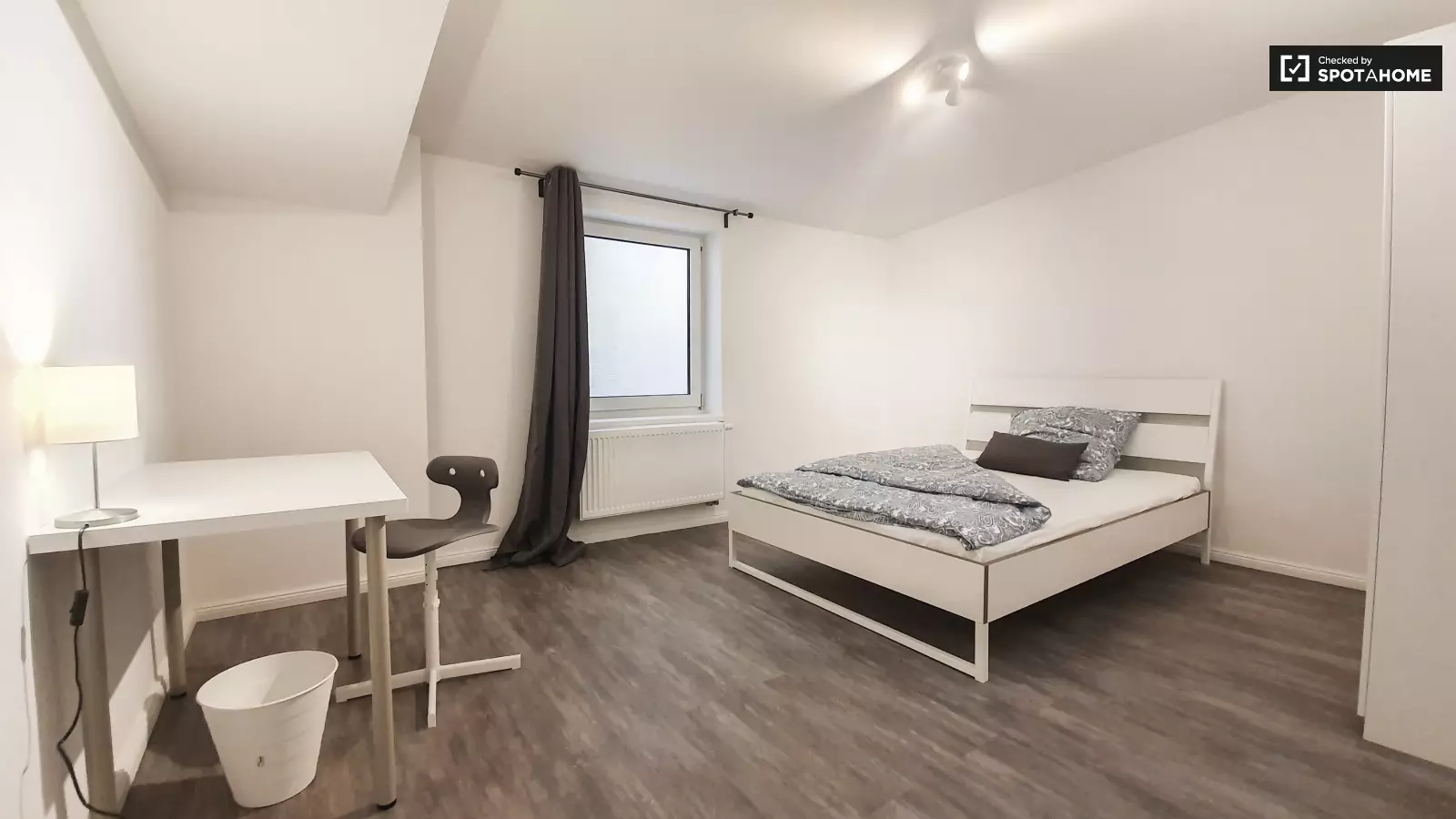 Wohnung Petersburger Straße in Berlin