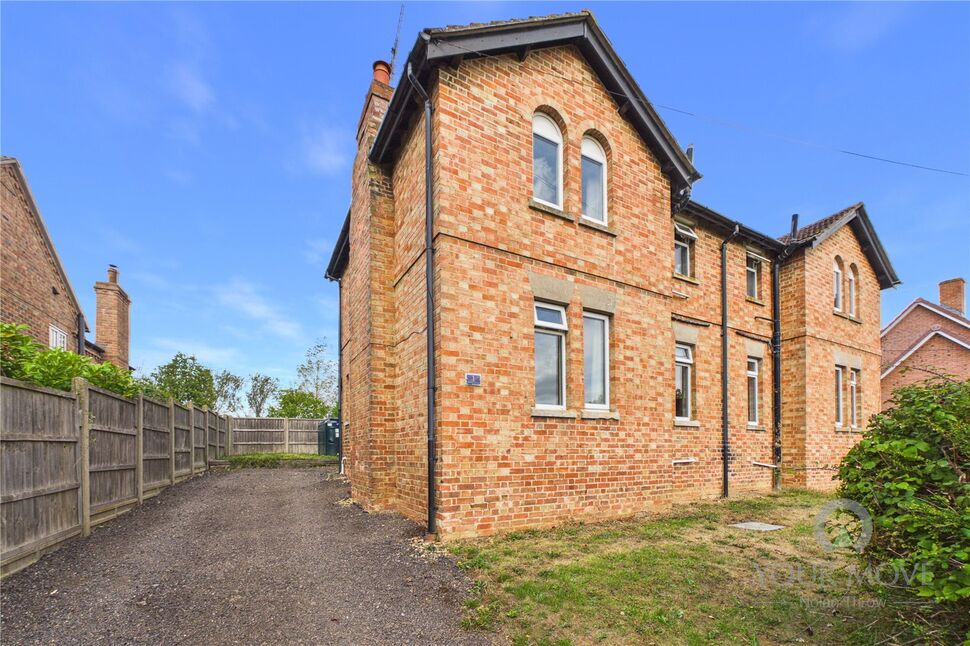 House Warren Lane in Huntingdonshire