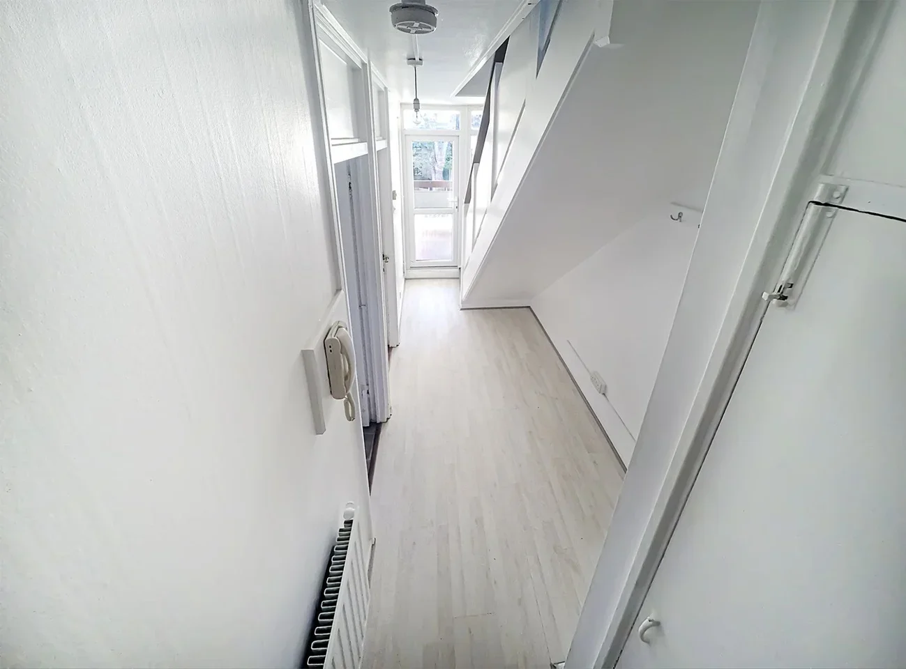 Room Cambridge Heath Road in Greater London
