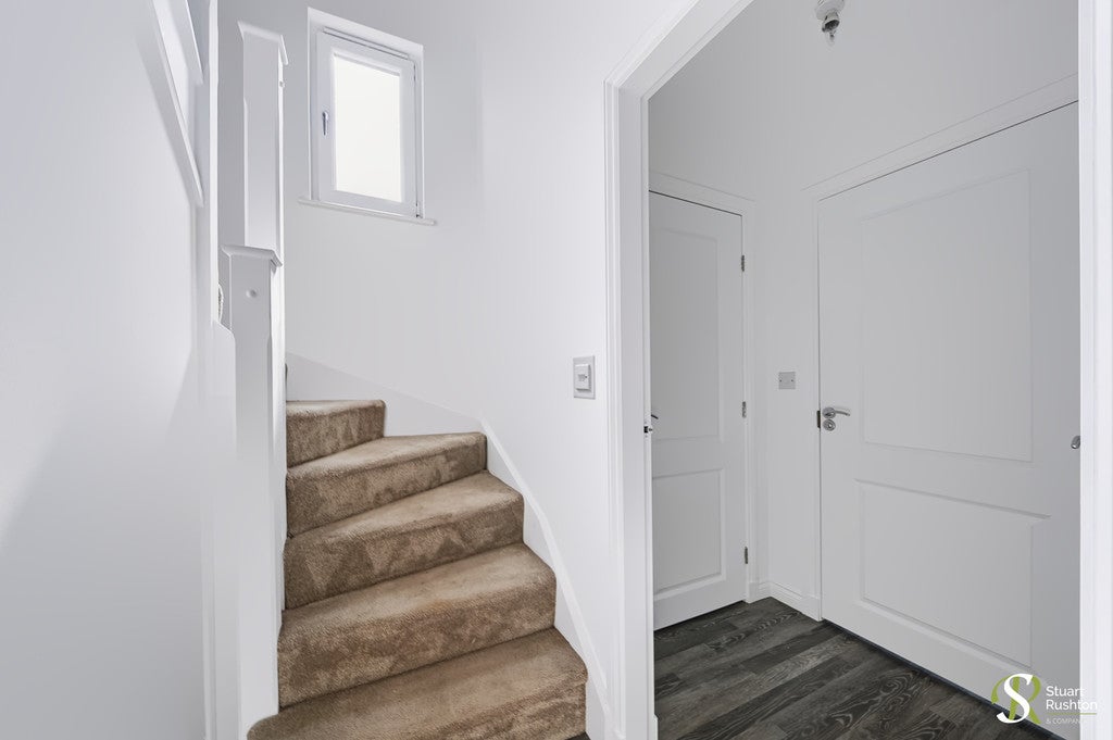 House Pembroke Place in Greater London