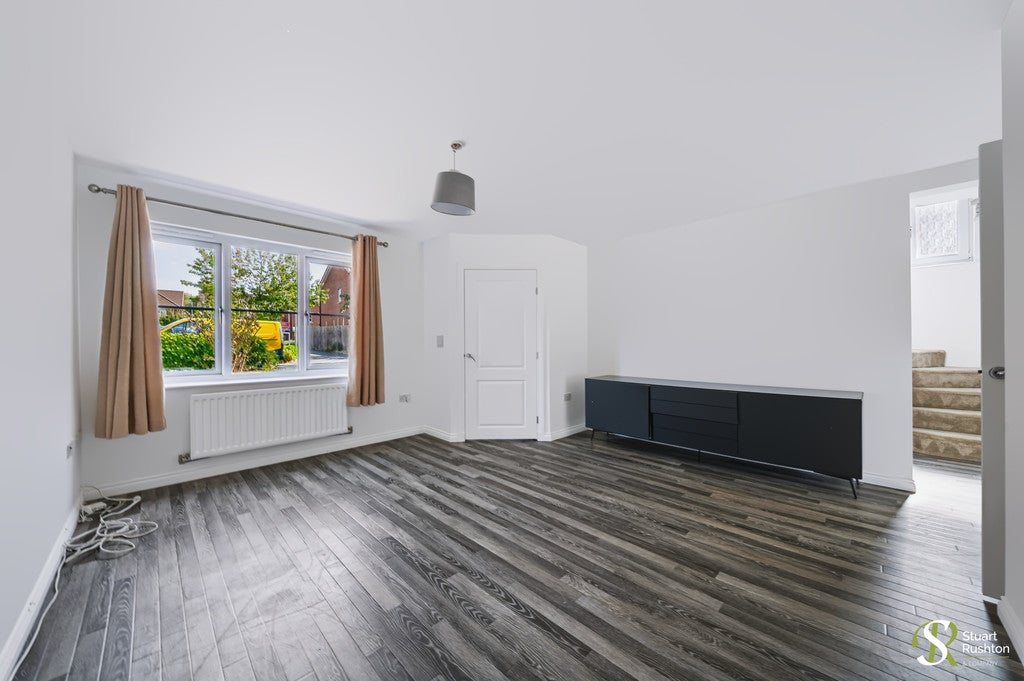 House Pembroke Place in Greater London