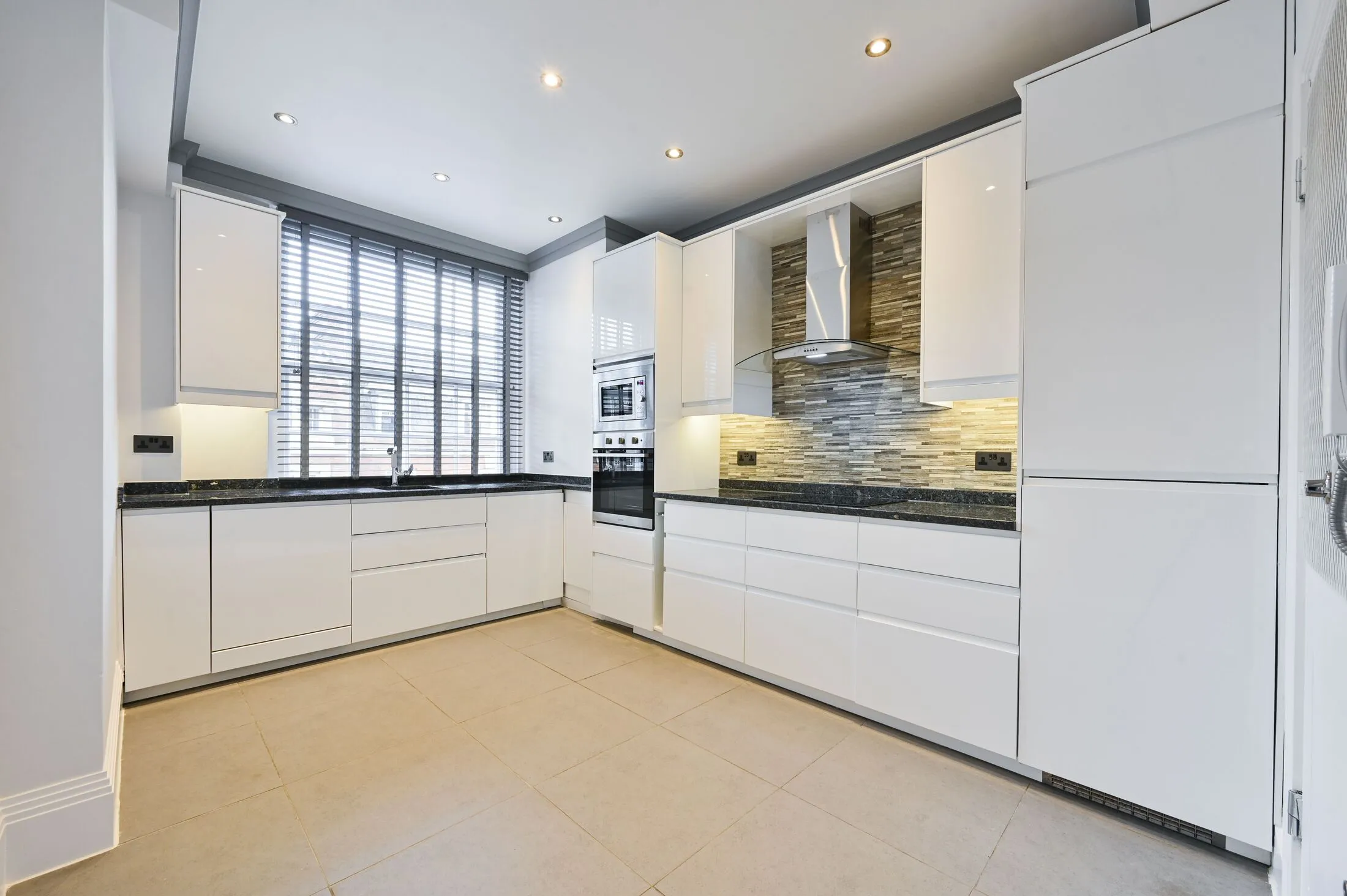 Flat Seymour Place in City of Westminster