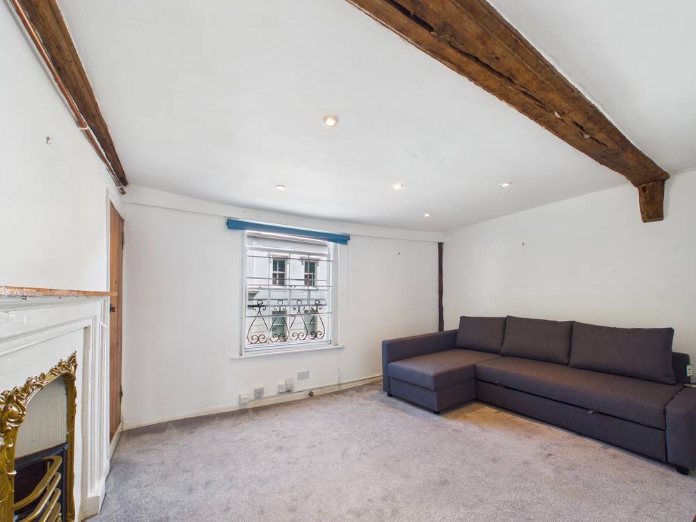 Flat East Hill in Colchester