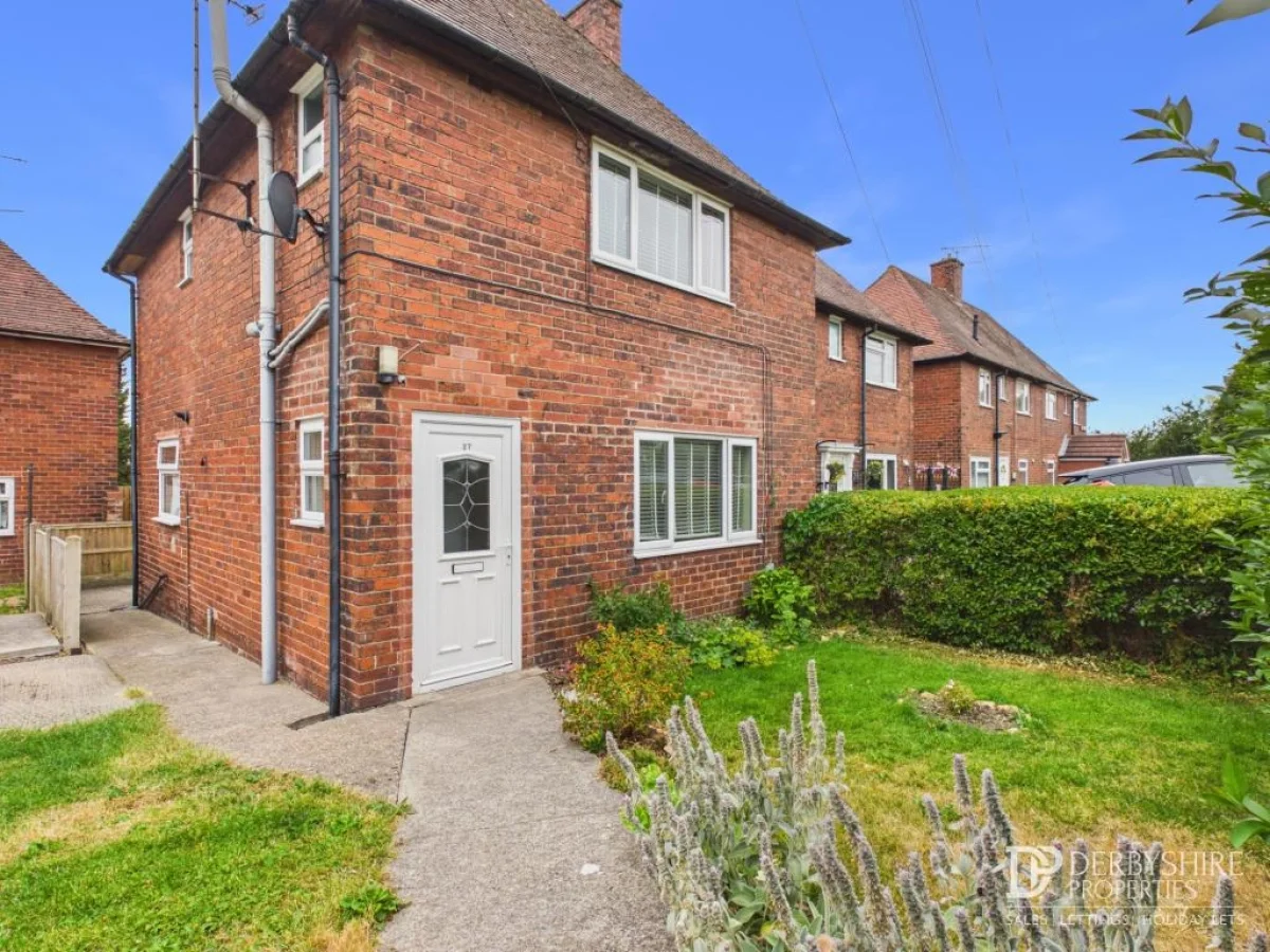 Flat Sitwell Villas in North East Derbyshire