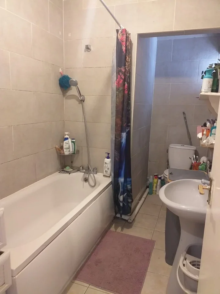 Flat Clarence Road in Greater London