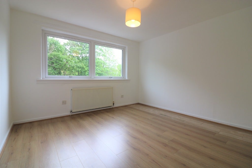 Flat Allander Road in Glasgow