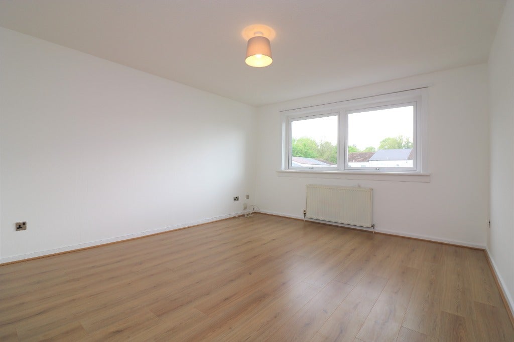 Flat Allander Road in Glasgow