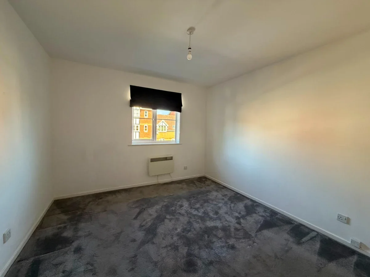 Flat Lea Valley Road in Greater London