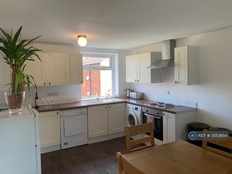 Room Whitley Village in Coventry