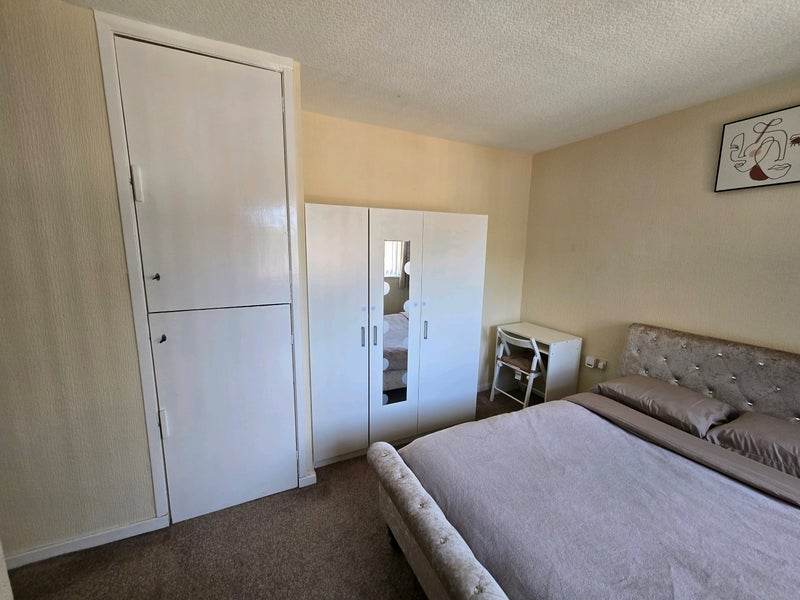 Room Borrowdale Road in Middleton