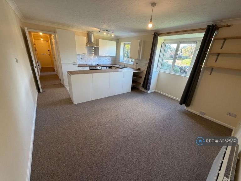 Flat Findlay Close in Rainham
