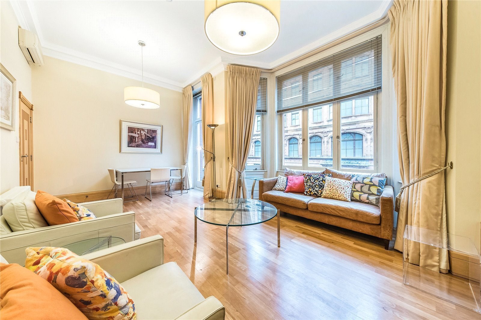 Flat Hans Road in Greater London