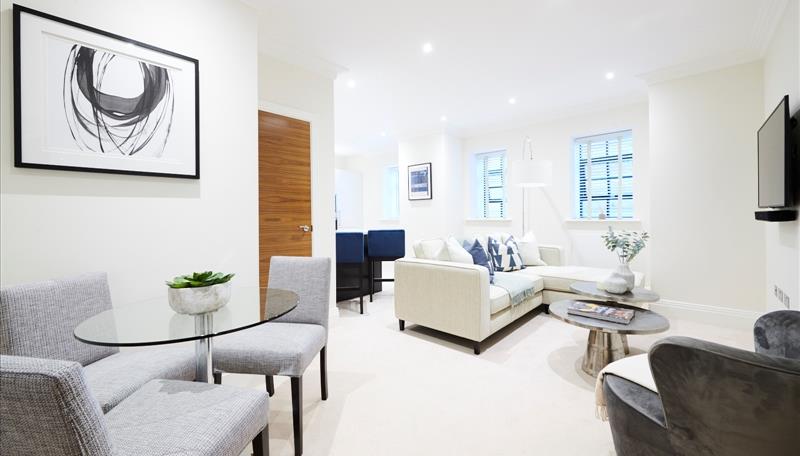 Flat Rainville Road in Greater London