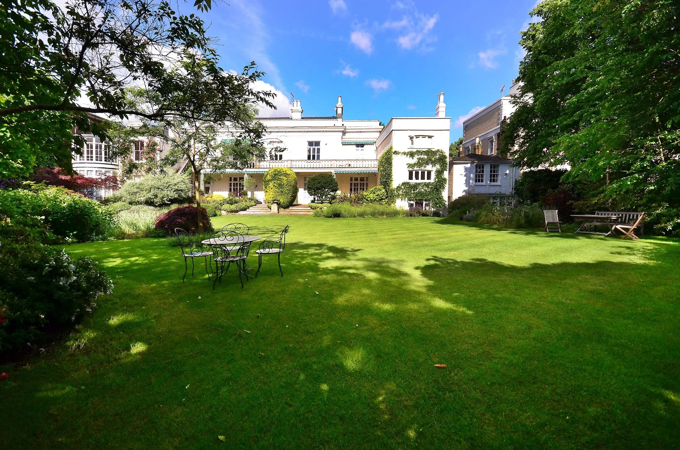 Flat Wimbledon Park Side in Greater London