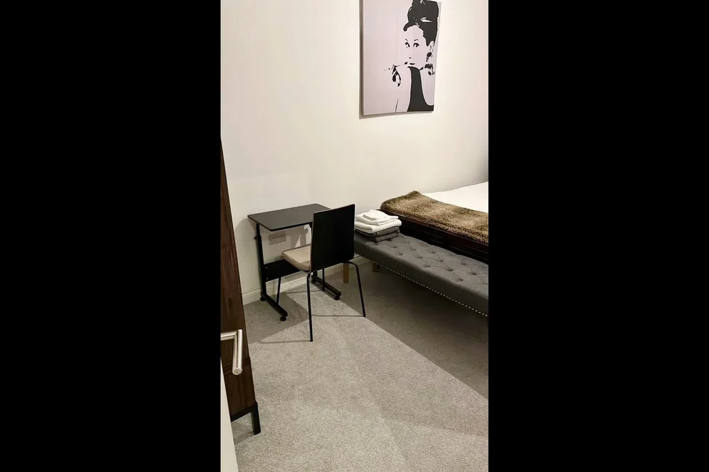 Room Lloyd Avenue in Greater London