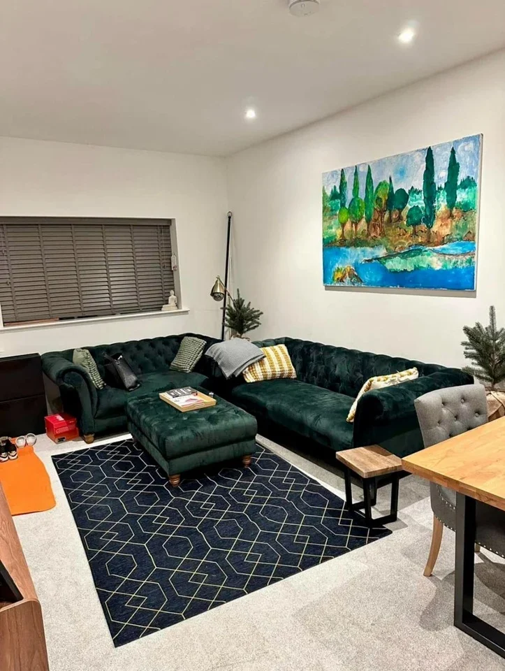 Room Lloyd Avenue in Greater London