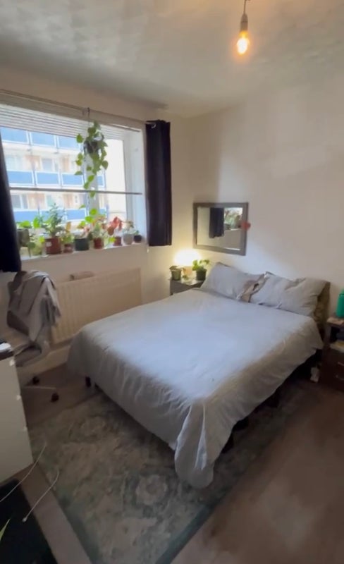Room Cephas Street in Greater London