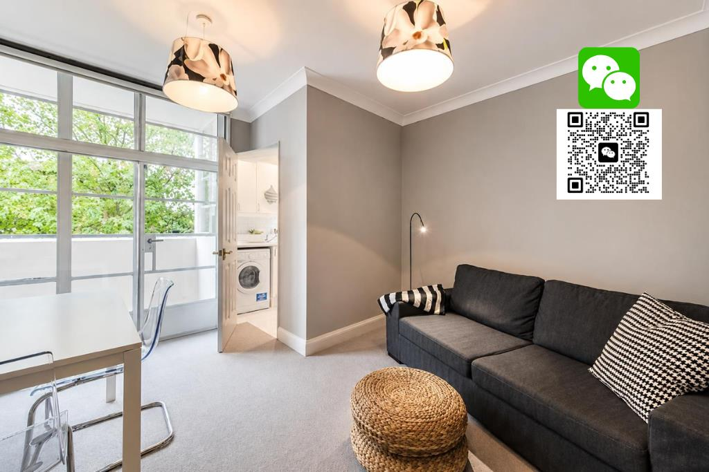 Flat Sloane Avenue in Greater London