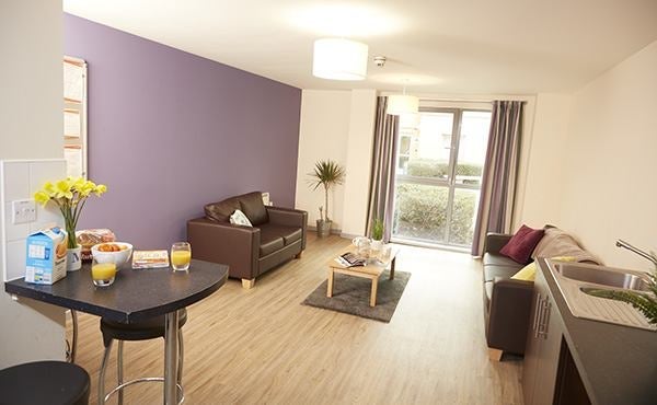 Room Stoddart Street in Newcastle upon Tyne