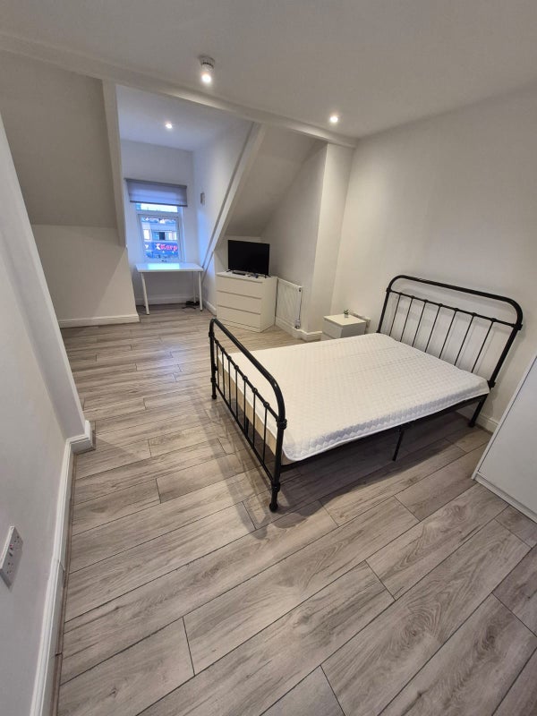 Room York Road in Leeds