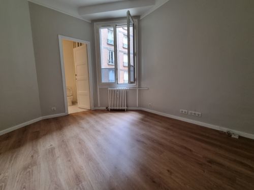 Flat Rue de Fontenay in Vincennes