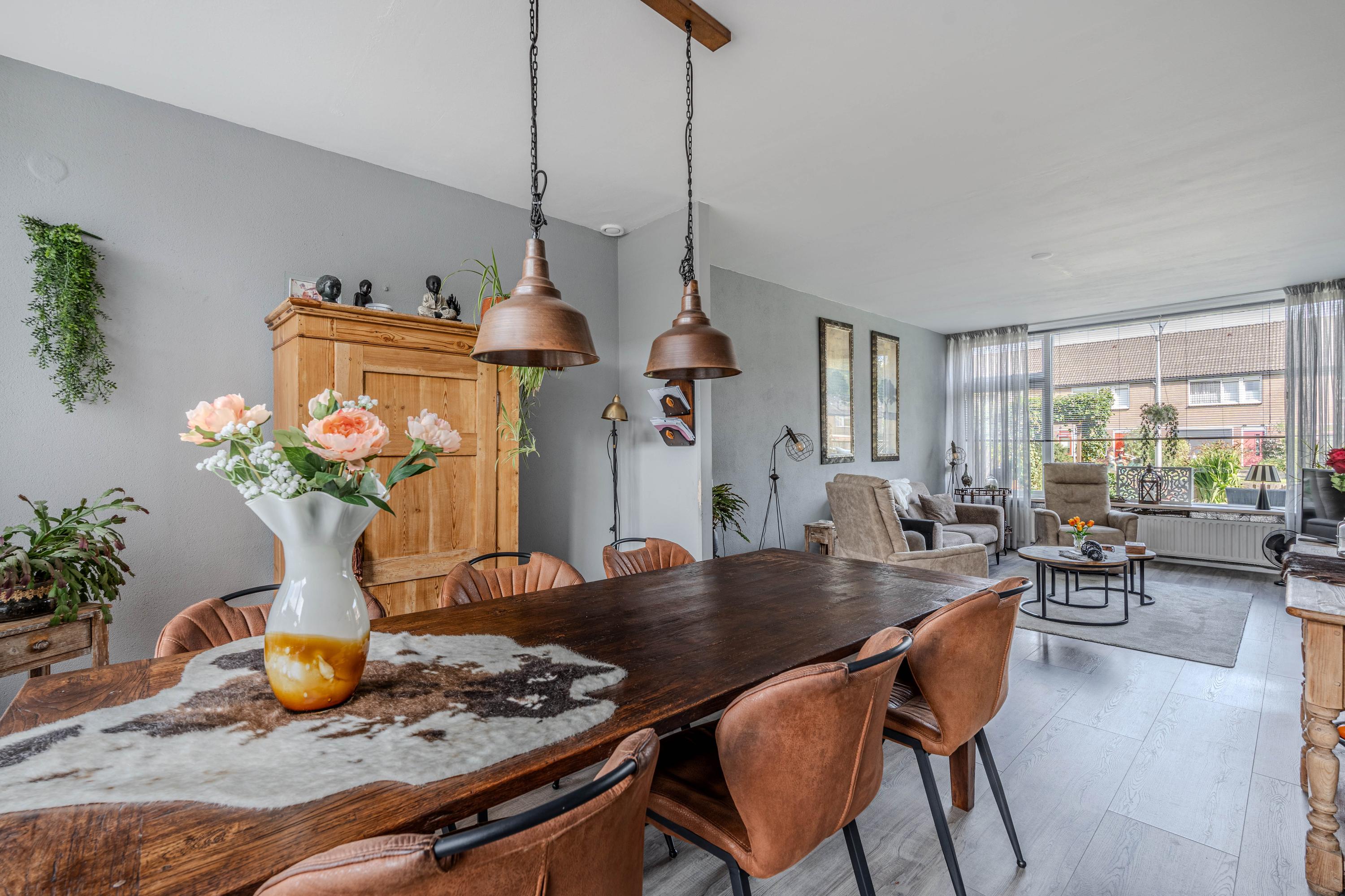 Tussenwoning te koop: Herenslagen 34, Steenwijk