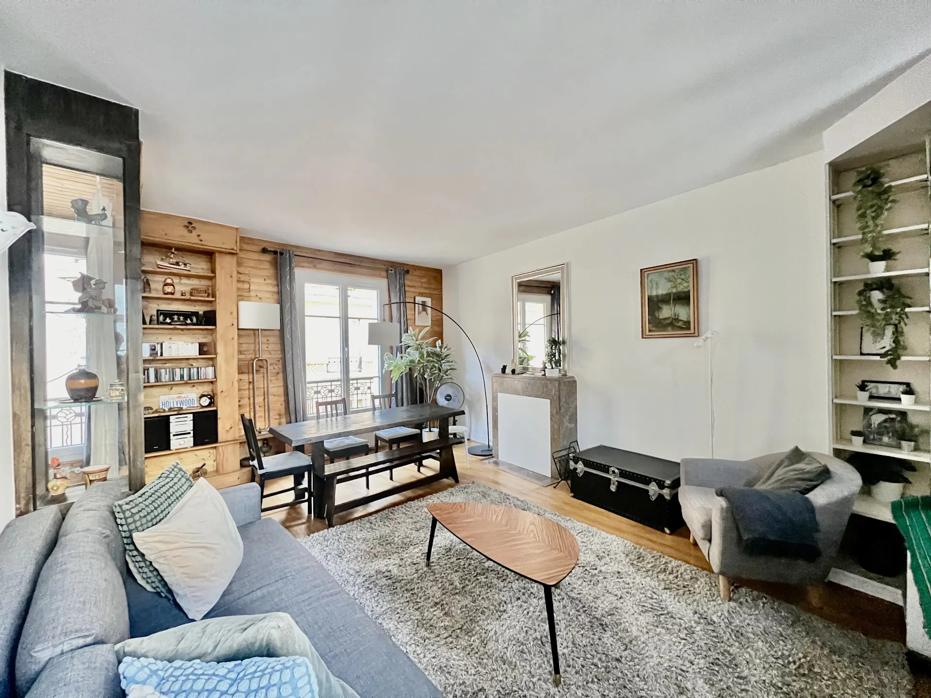 Flat Square Vermenouze in Paris