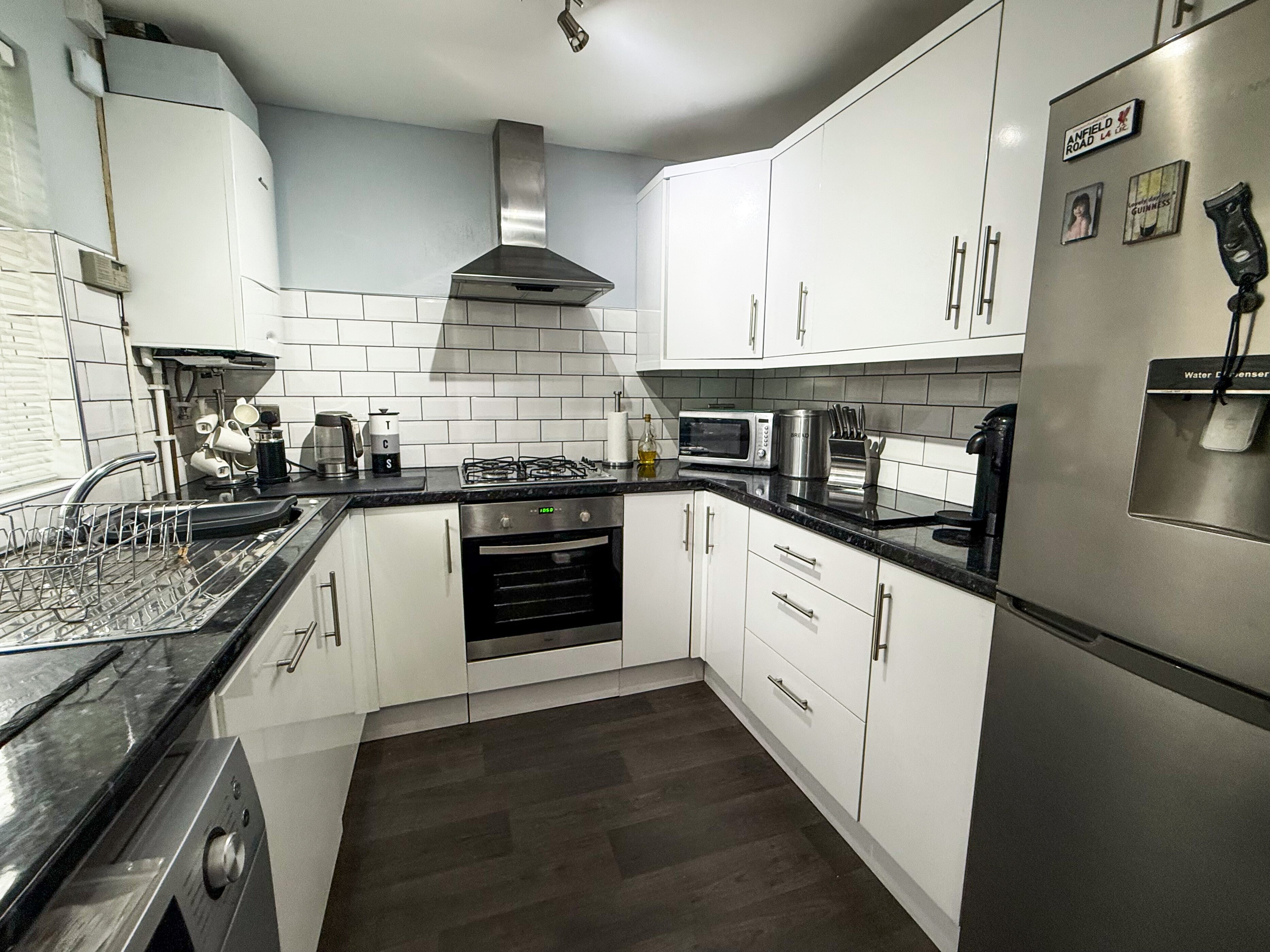 House Oldbury Close in Redditch
