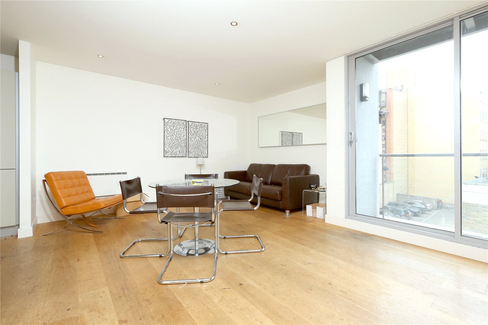 Flat Dereham Place in Greater London