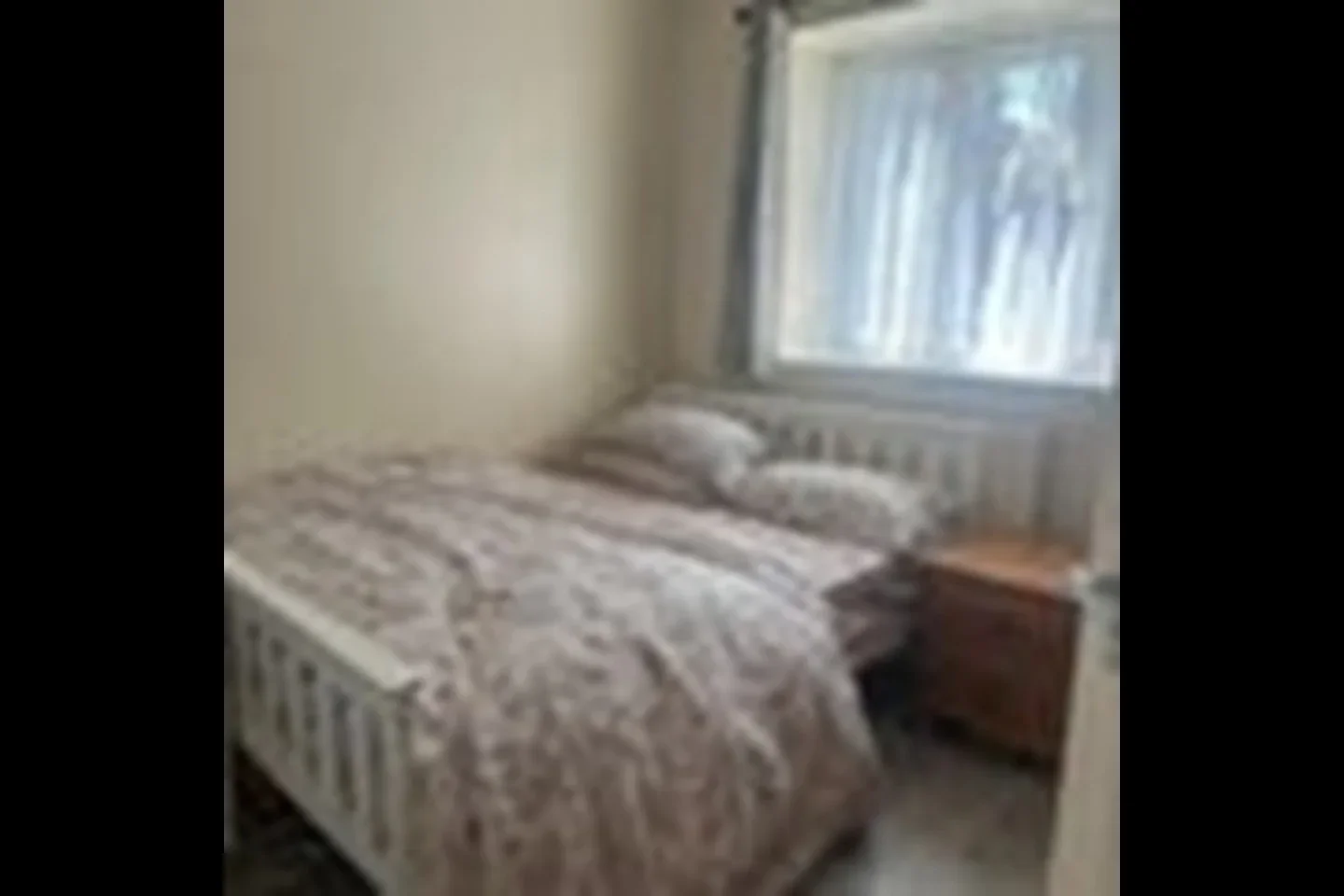 Room Prout Road in Greater London
