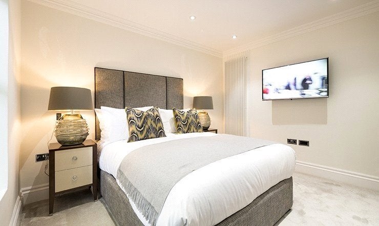 Flat Kensington Gardens Square in City of Westminster