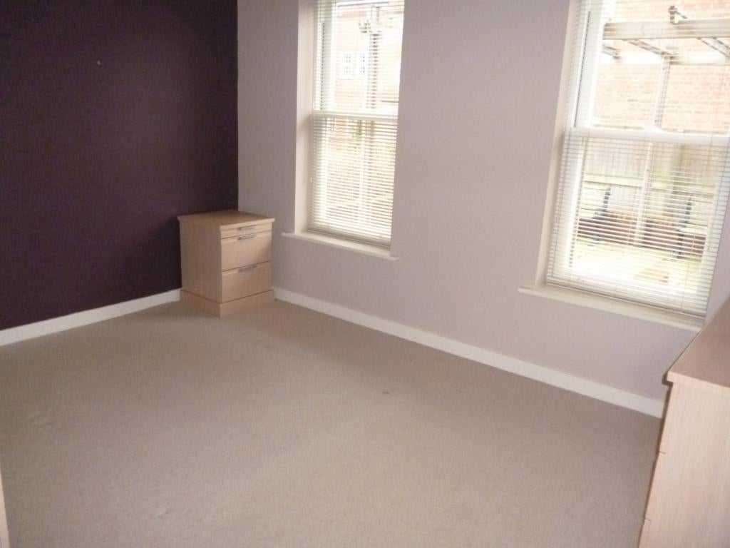 Flat Wilkinson Court in Ripon
