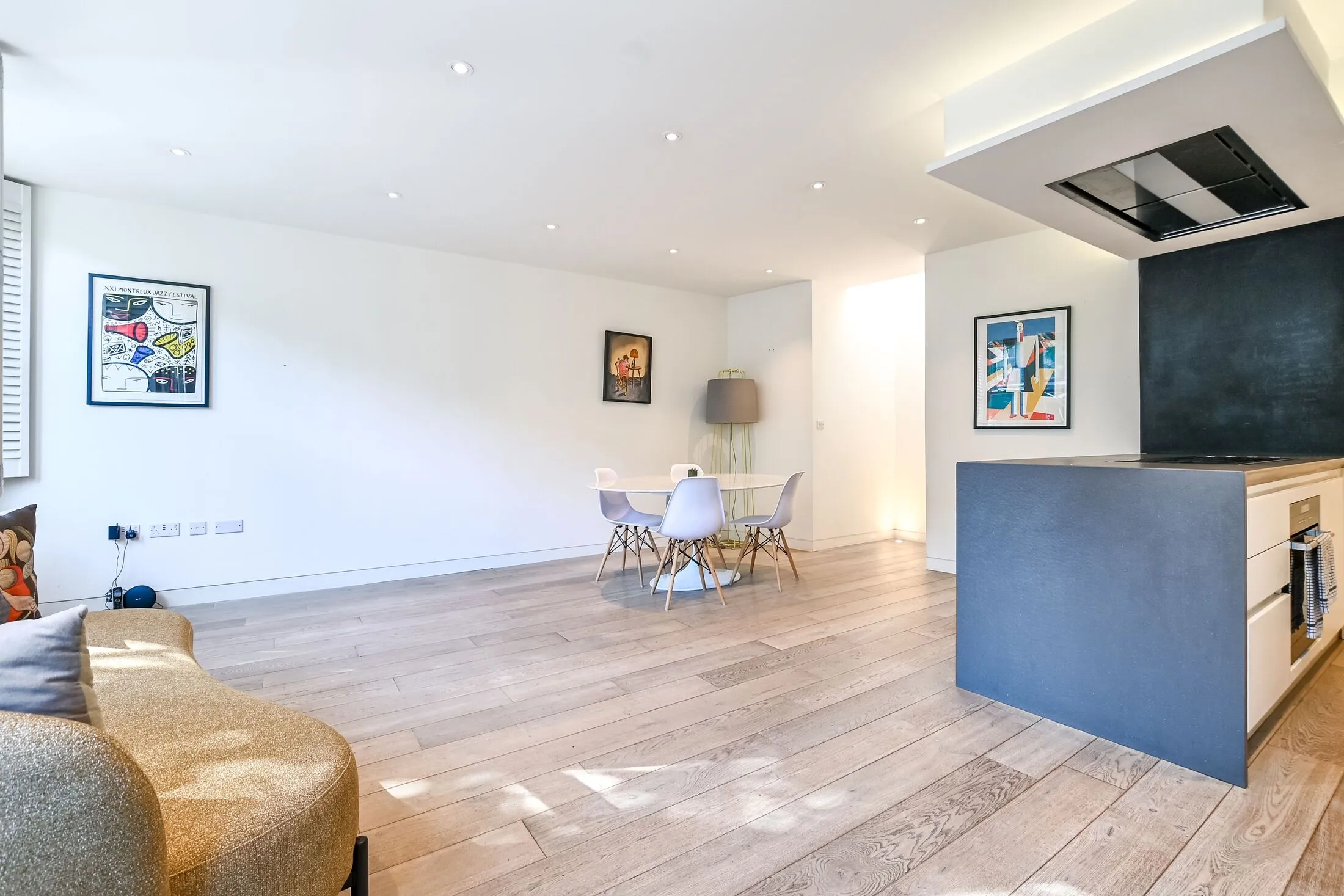House Barnsbury Road in Greater London