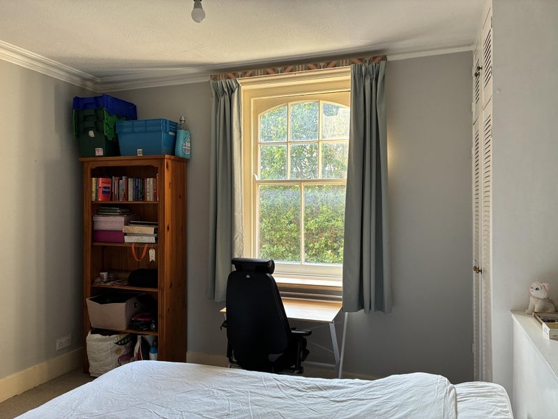 Room Queen's Club Gardens in Greater London