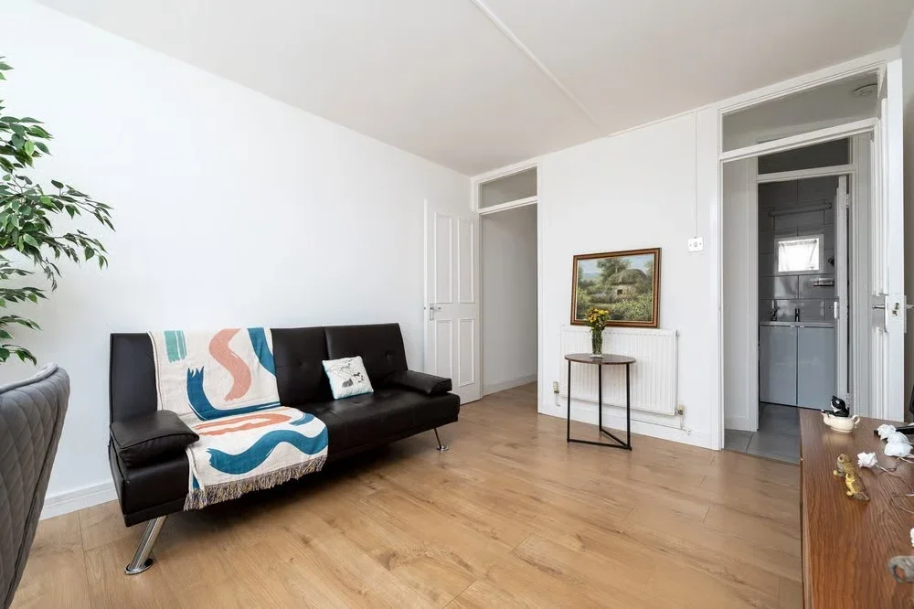 Flat Ashbourne Close in Greater London