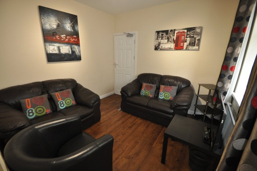 Flat Wern Fawr Road in Swansea