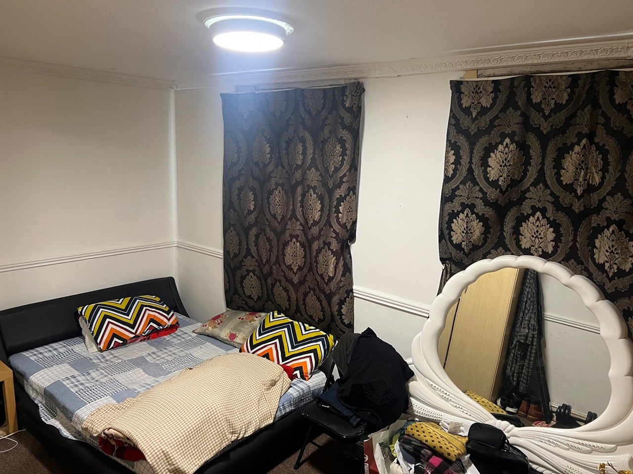Room Stokes Road in Greater London