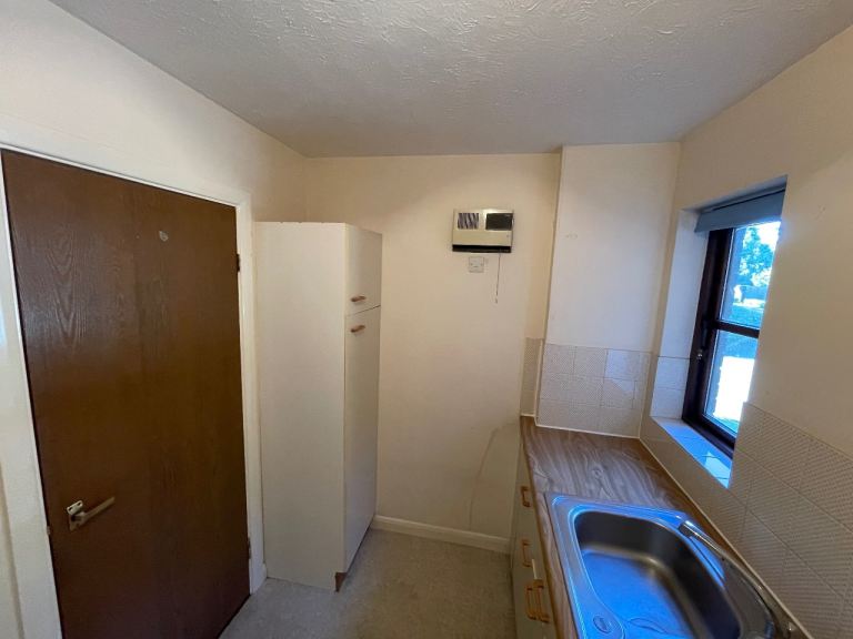 Flat Newcourt in Greater London