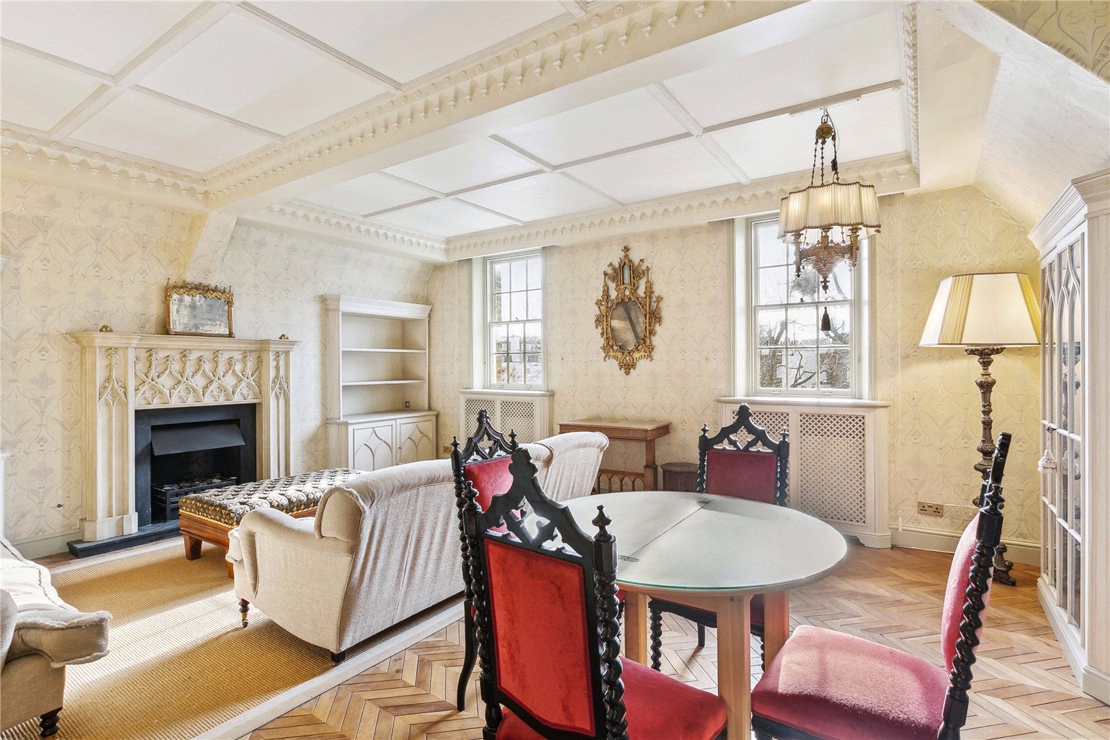 Flat Wilton Place in City of Westminster