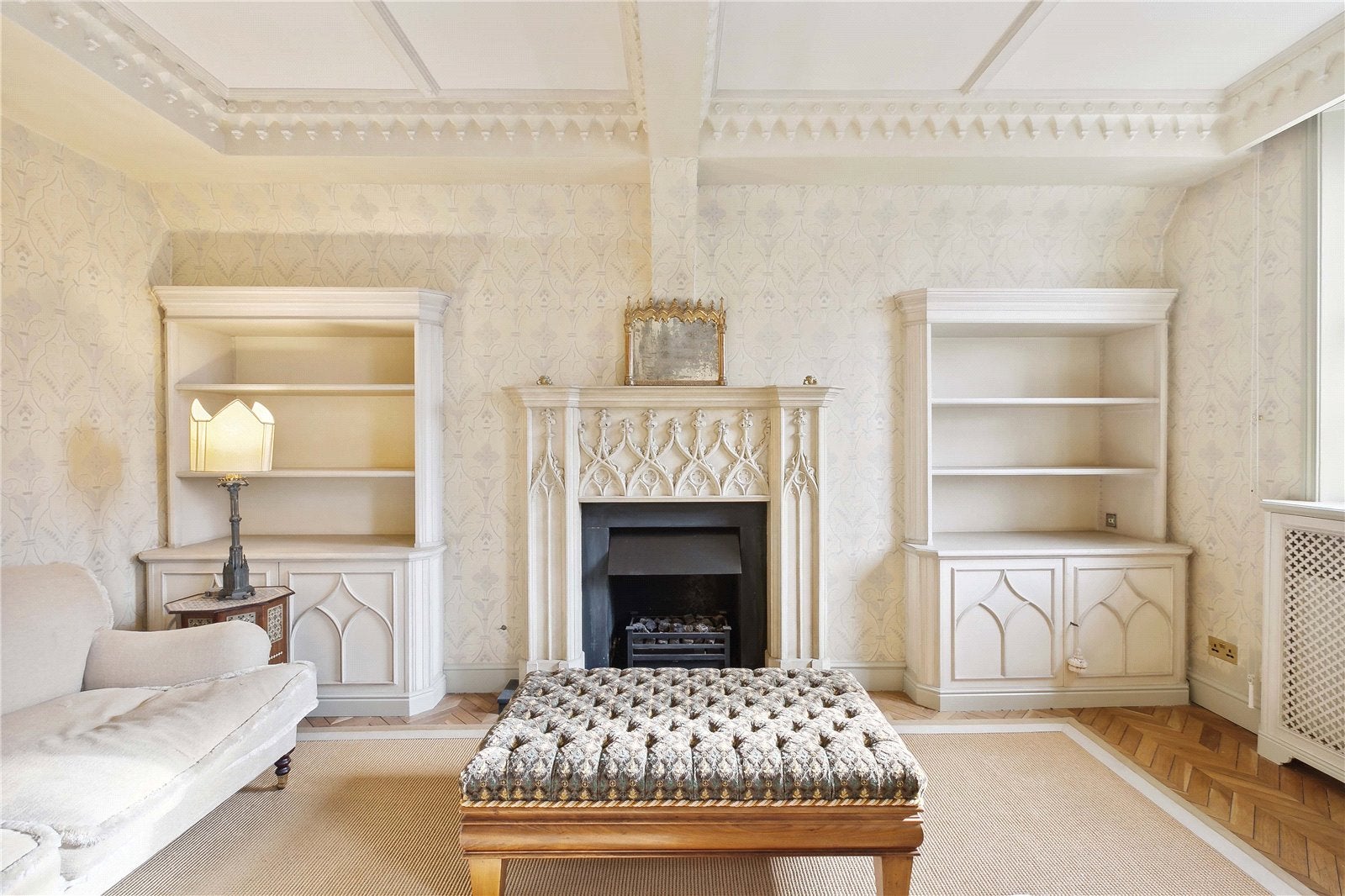 Flat Wilton Place in City of Westminster
