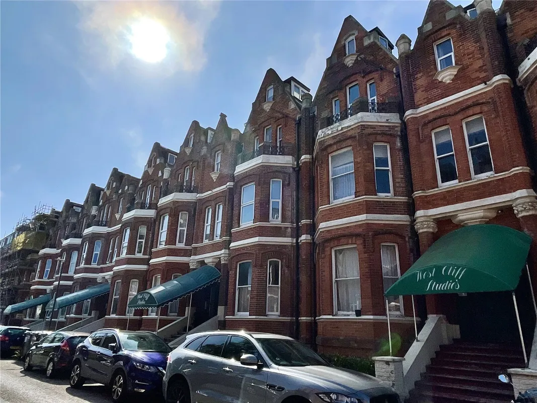 Flat Durley Gardens in Bournemouth