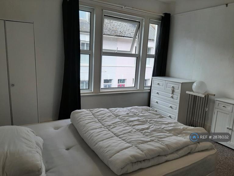 Room Thorn Road in Worthing